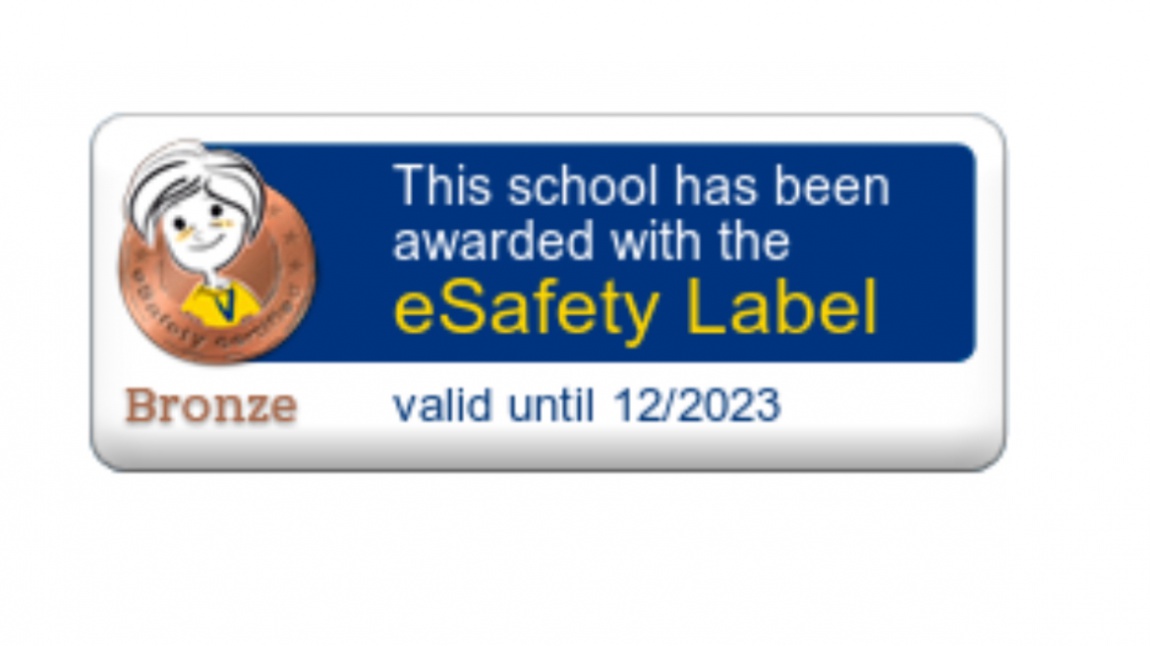 E-Safety Label/E-Güvenlik Etiketimiz